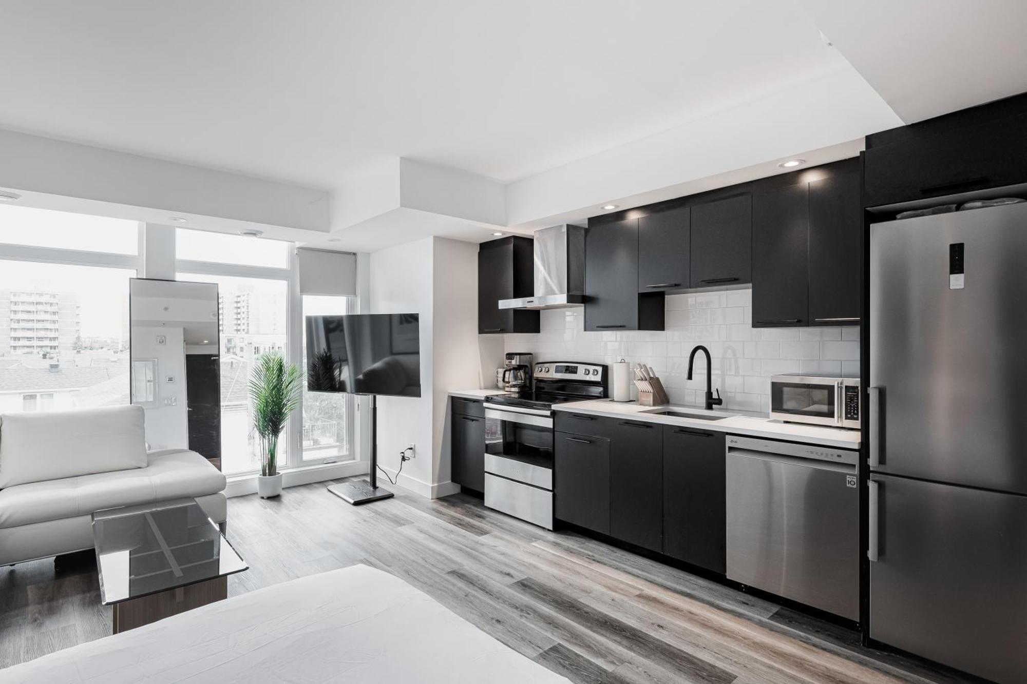 Westview Luxury Suites ออตตาวา ภายนอก รูปภาพ