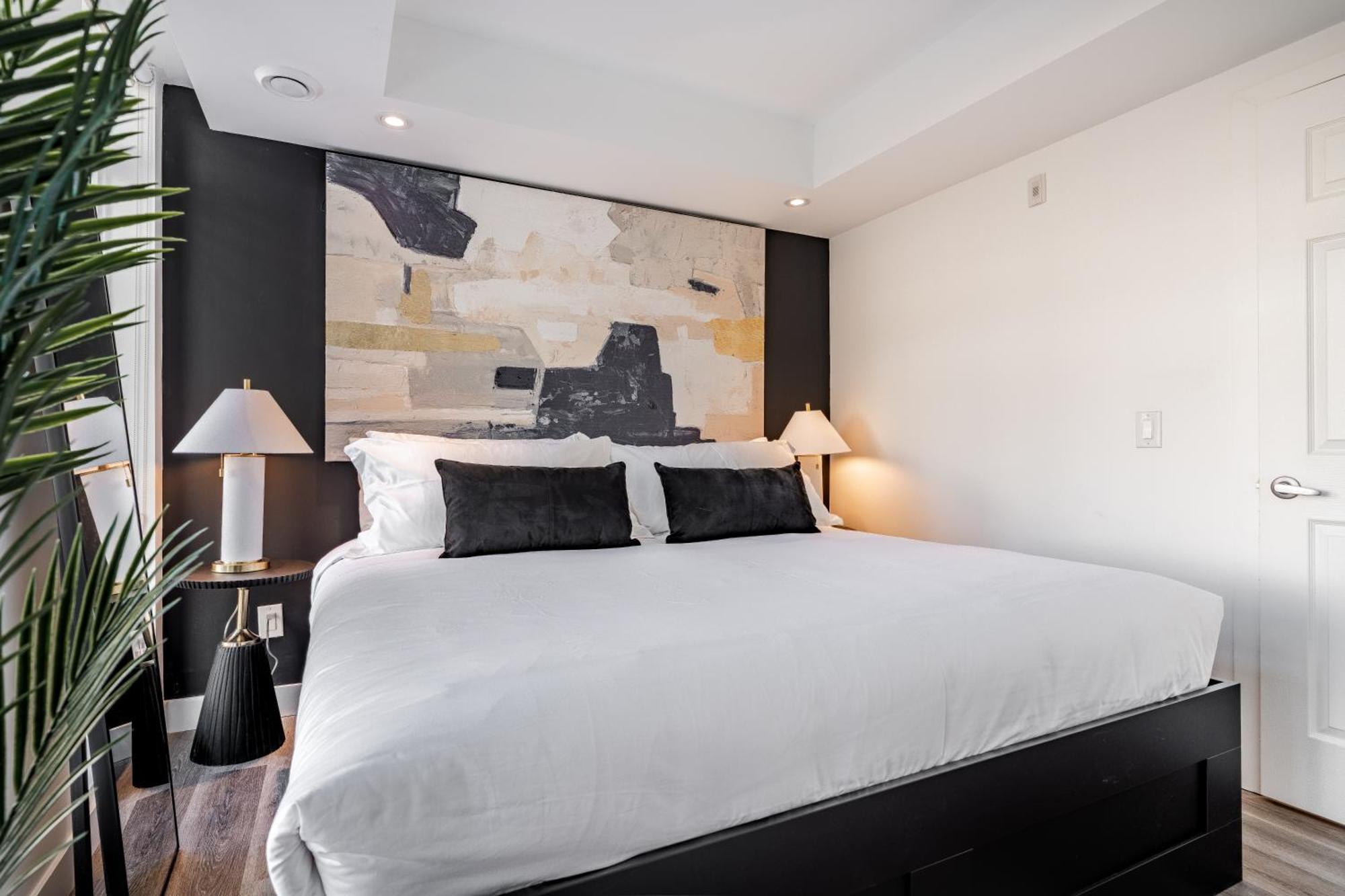 Westview Luxury Suites ออตตาวา ภายนอก รูปภาพ