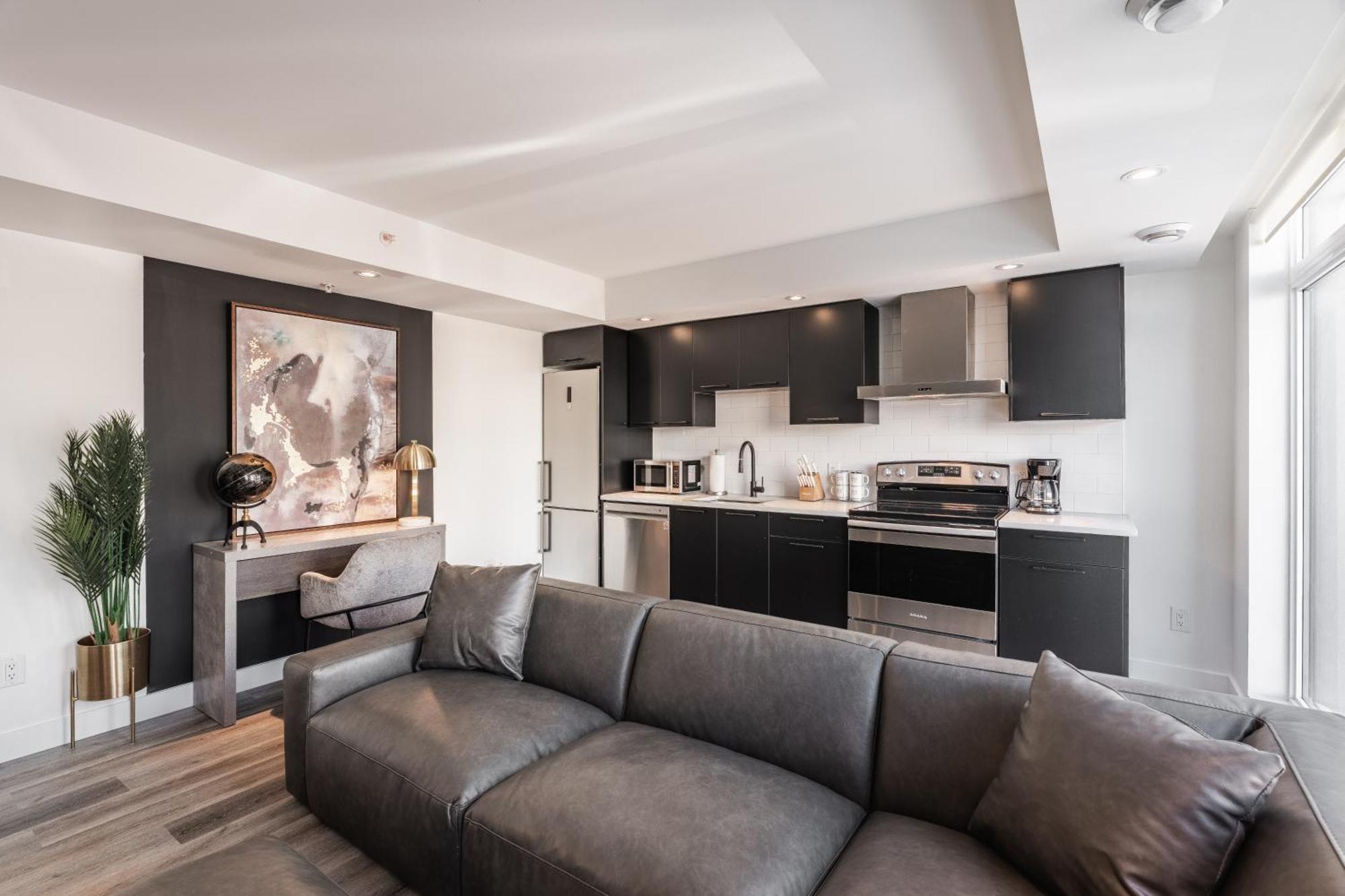 Westview Luxury Suites ออตตาวา ภายนอก รูปภาพ